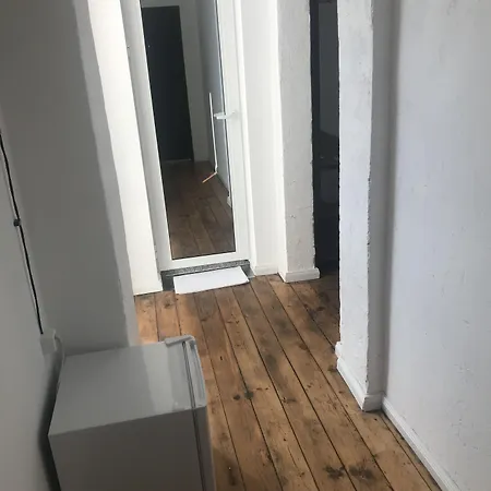 فندق Generaator