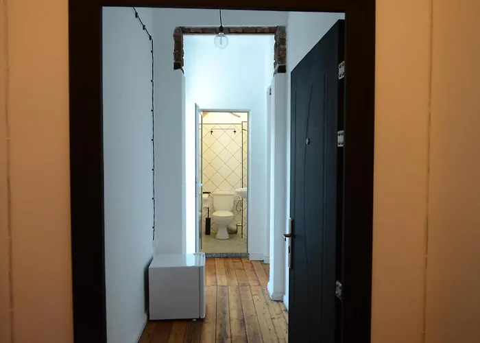 ホテル Generaator 3*