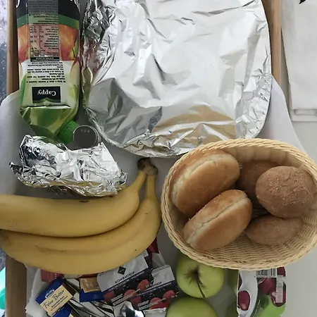 Ξενοδοχείο Generaator 3*